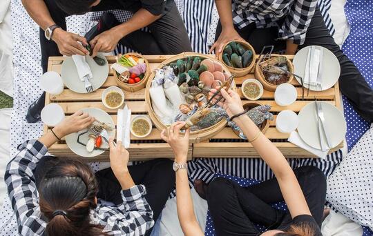Seafood shared table